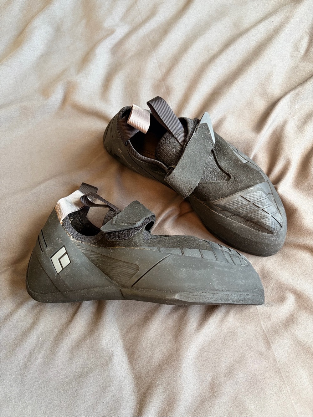 Black Diamond Shadow Climbing Shoes (EUR 41)